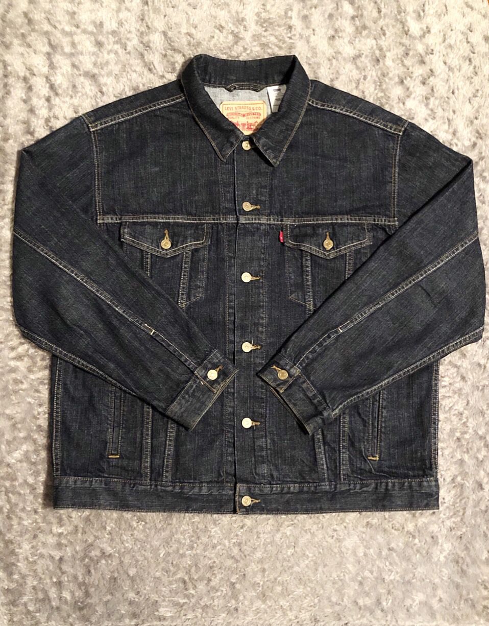 Men’s 90’s Levi's jacket retail $125 size XXL Very good condition!