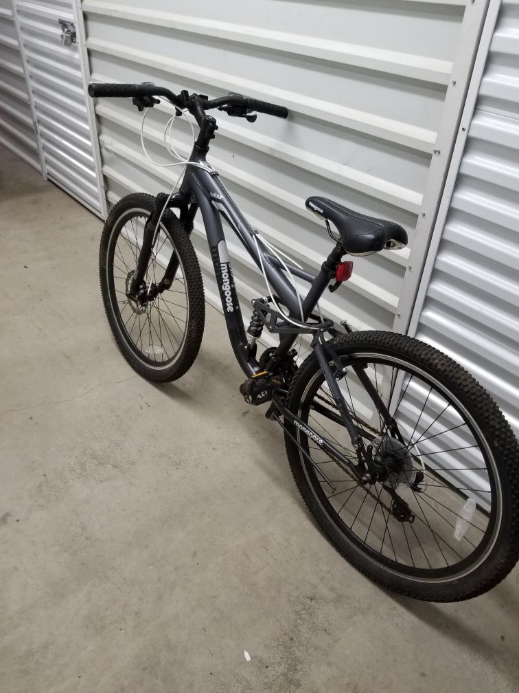 Mountain Bike 26" Mongoose Element