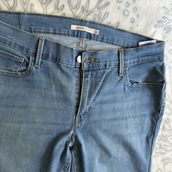 Levis Skinny 