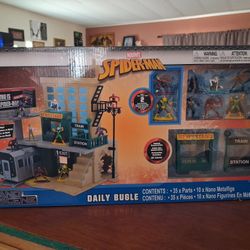 Jada Toys Marvel Spider-Man Daily Bugle Nano Scene playset. 