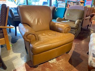 Large Tan Leather Club Chair