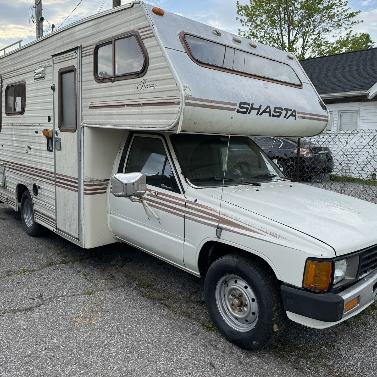 Shasta 1986 Motorhome