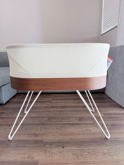 SNOO Smart Sleeper Bassinet