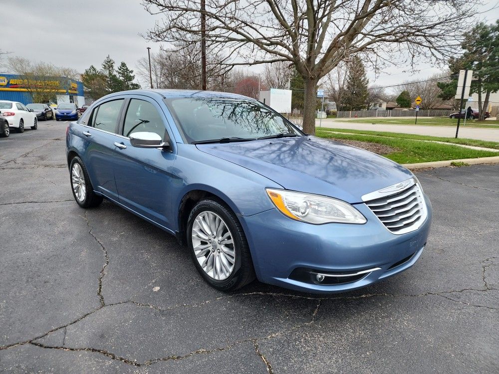 2011 Chrysler 200