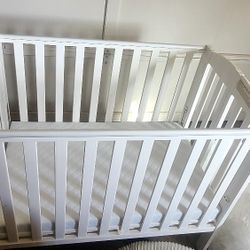 Crib With Mattress 