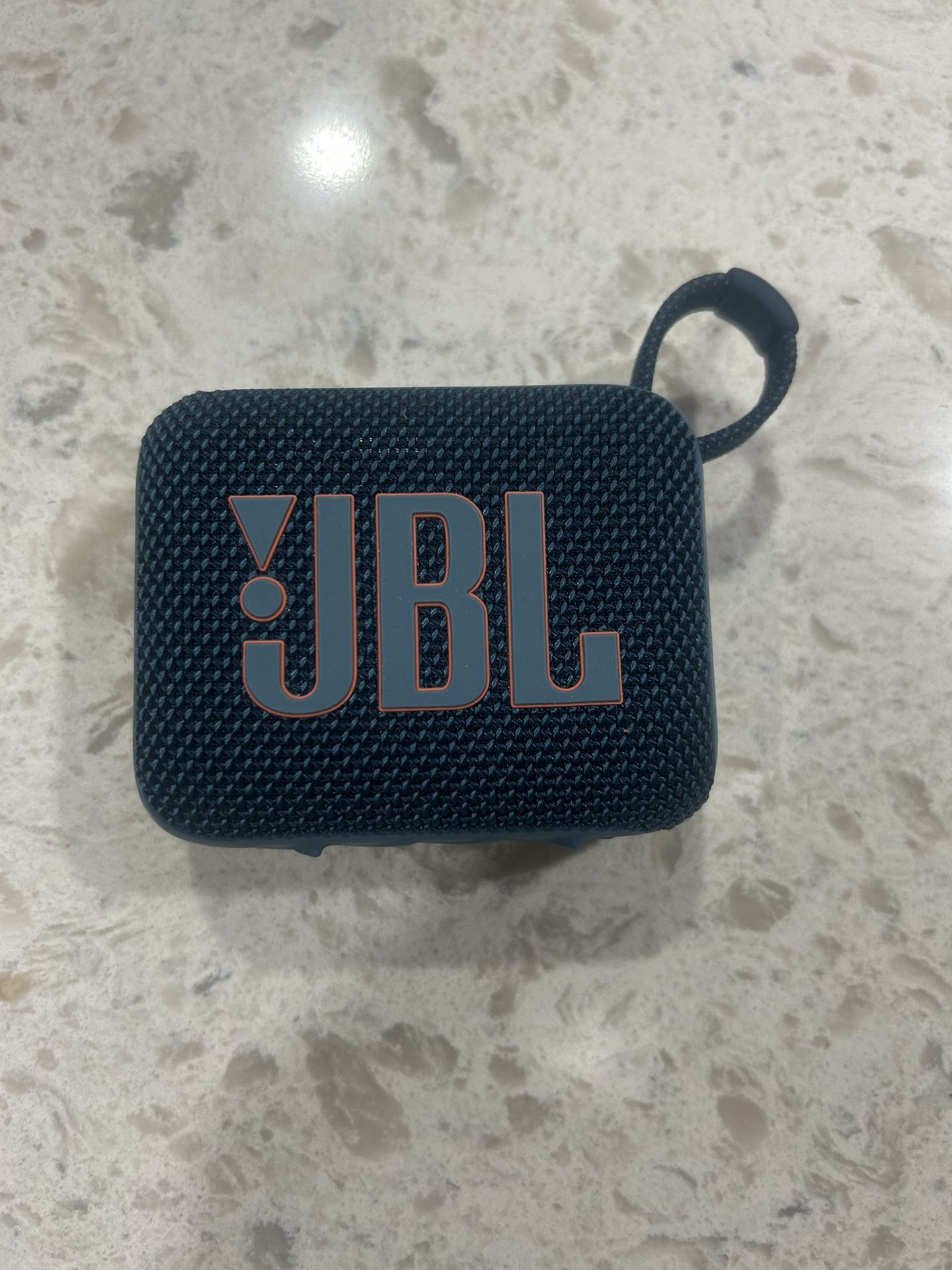 JBL Go4 