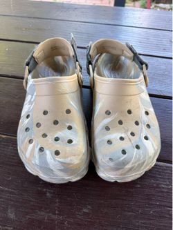 Unisex Classic Marbled All-Terrain Crocs M6 or W8