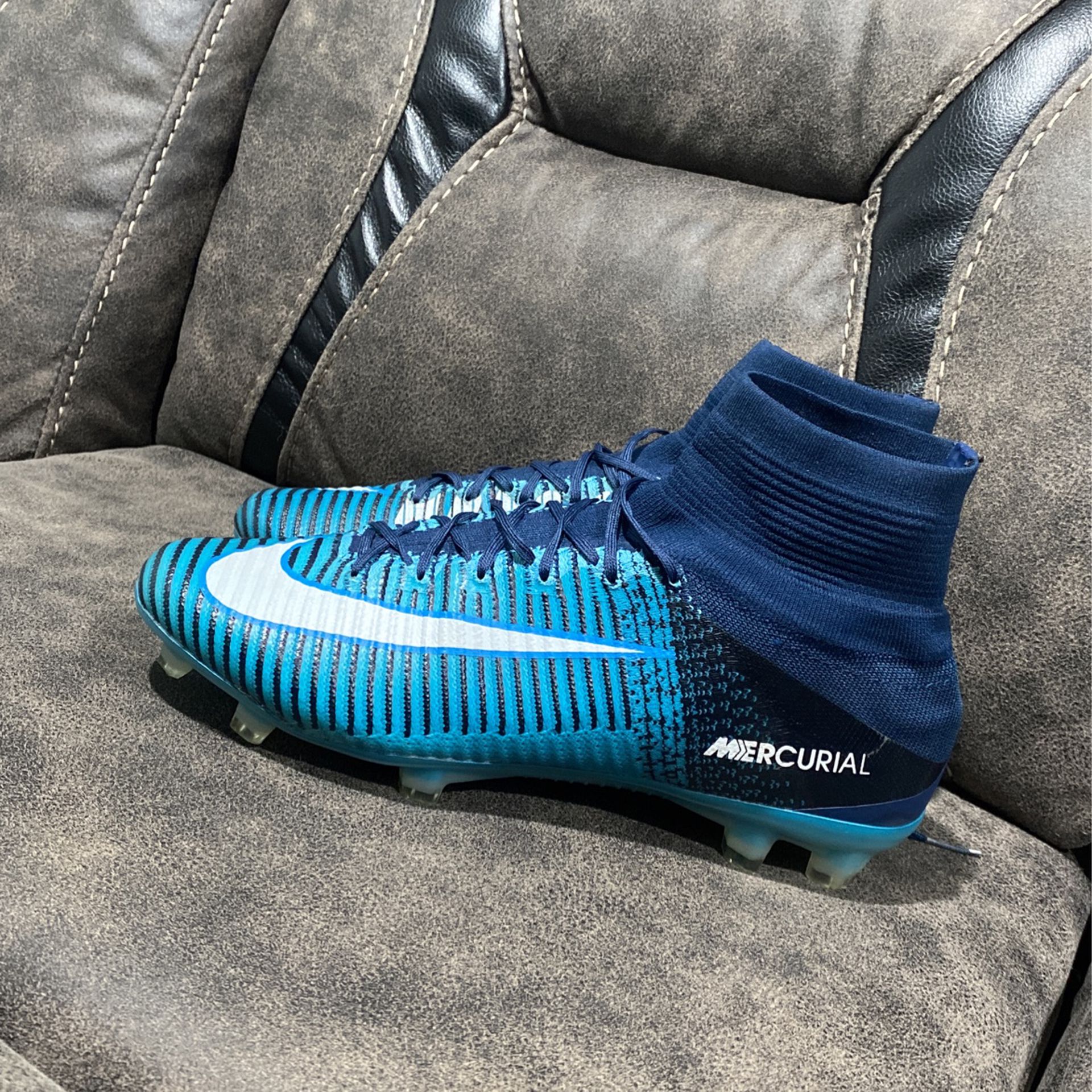 NIKE MERCURIAL SUPERFLY V ICE BLUE 9.5 Sale Wilmington, NC - OfferUp