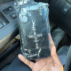 brand new iphone 16 case chrome heartt