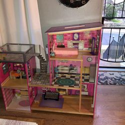 Barbie House/doll House