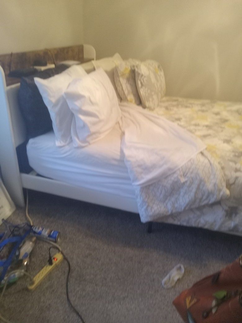 Platform Bed