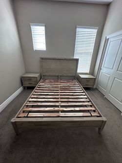 Queen bedroom set