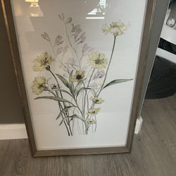 Nice wall decor $10 Arciero st 16 x 24” T