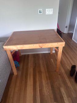 Free table
