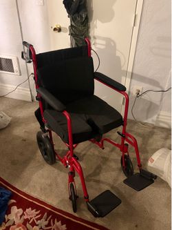 Drive medical transport wheelchair with seat cushion