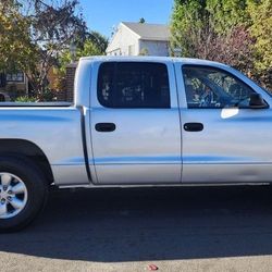 2003 Dodge Dakota