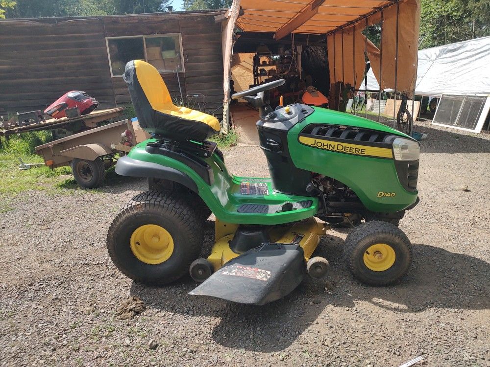 JOHN DEERE D140 48" DECK.