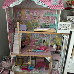 Large Dollhouse with Accessories