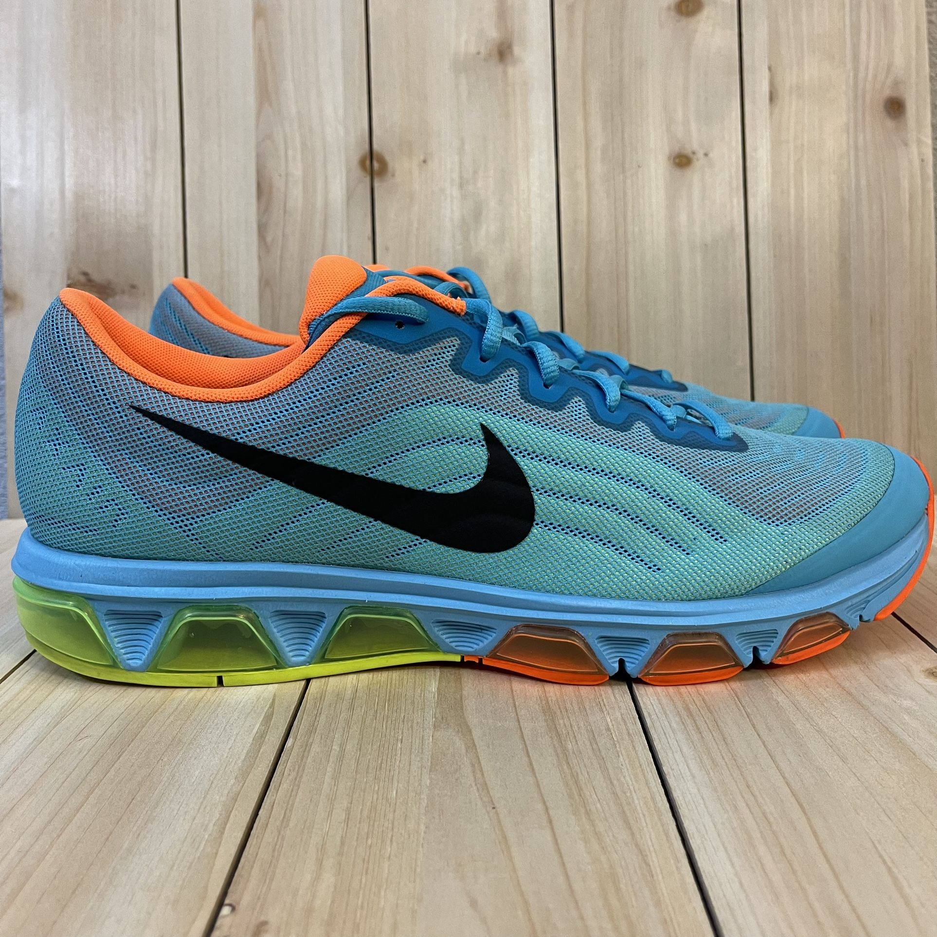 Nike tailwind 6 blue hotsell