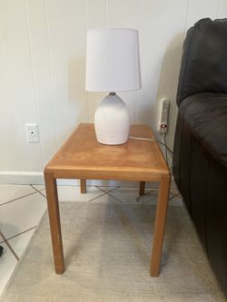 Bargain Solid Wood End Table And Lamp