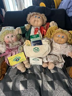 Vintage Cabbage Patch dolls