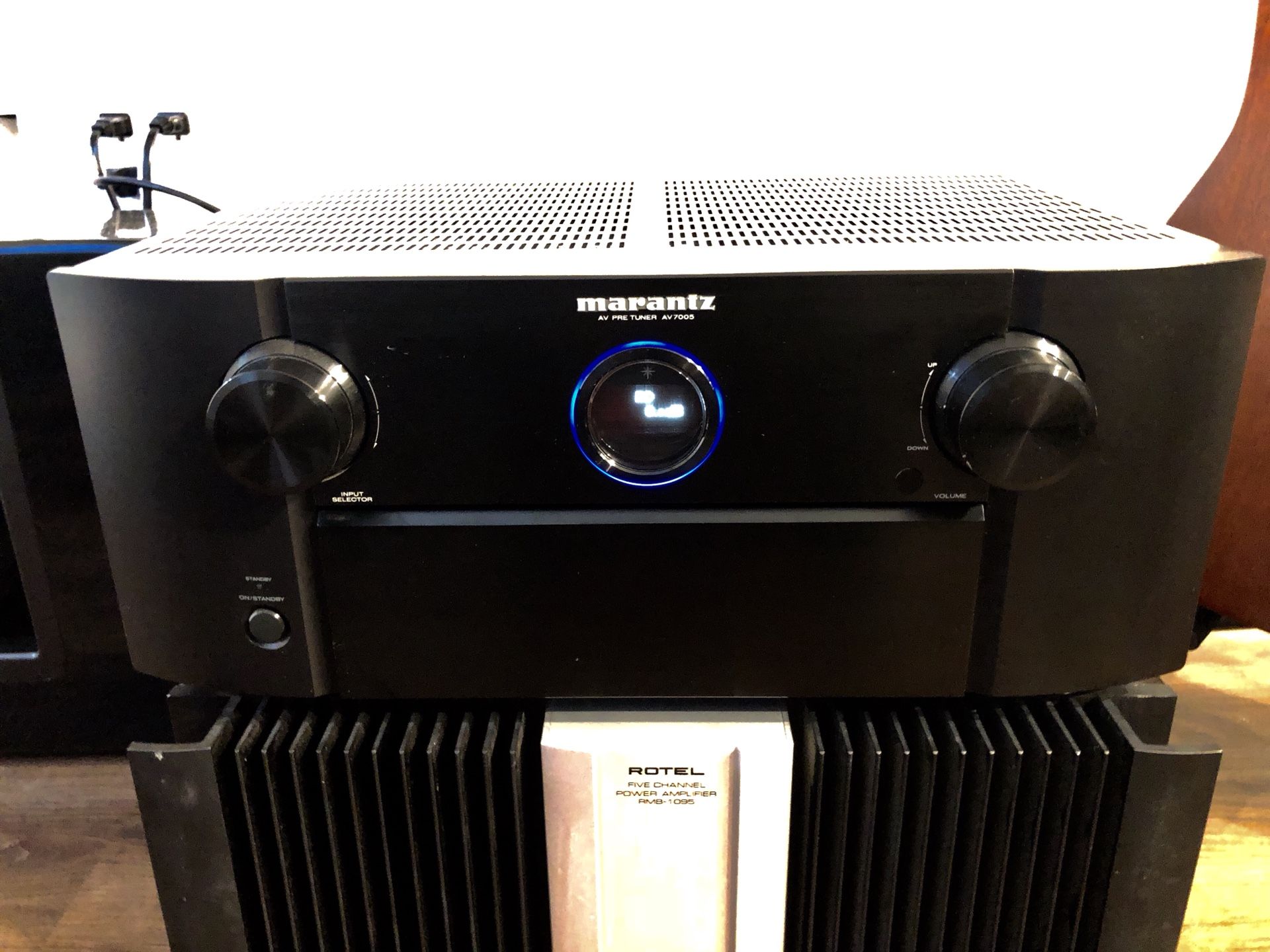 Marantz AV7005 AV HDMI Pre Amp Receiver w/Remote