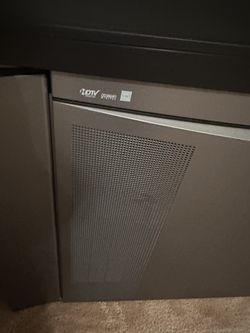 Hitachi Rear-Projection Big Screen TV – Great Condition!