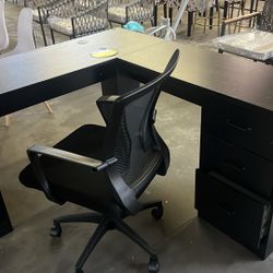 Brand New L shaped table + office chair =$199/set