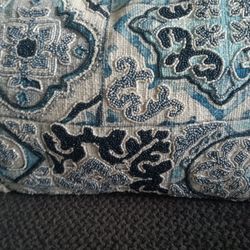 ***Gorgeous Decorative Pillow***