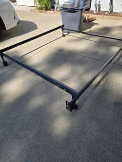 Queen size metal bed frame