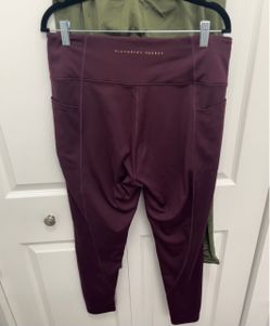 2 - Victoria Secret workout leggings