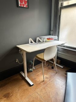 Adjustable Standing Desk