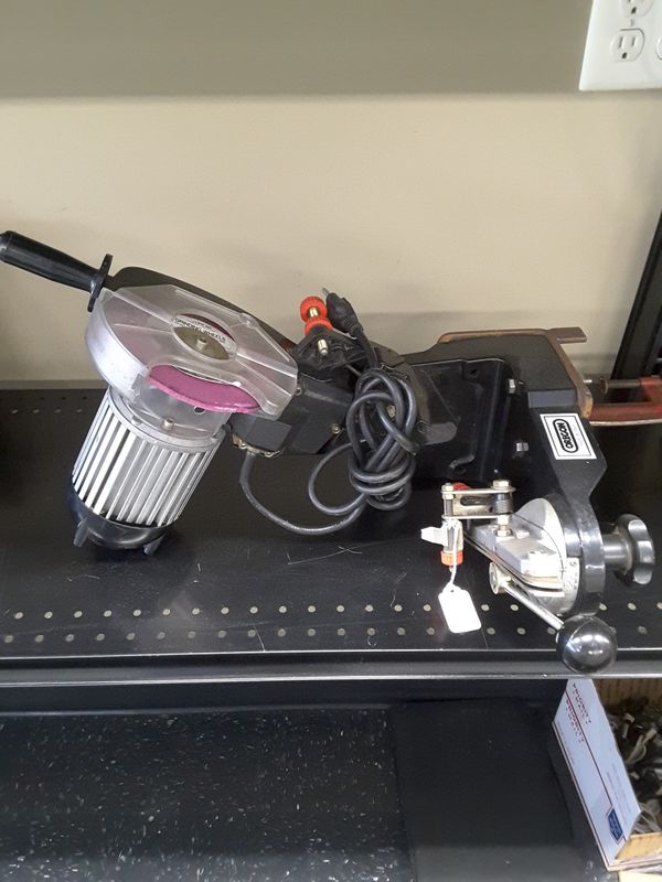 Oregon model 511A chainsaw sharpener for Sale in Kansas City, KS OfferUp