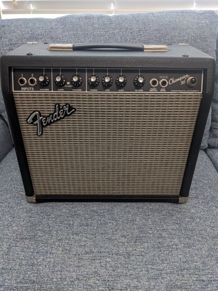 Fender Champion 30 Amplifier With Footswitch
