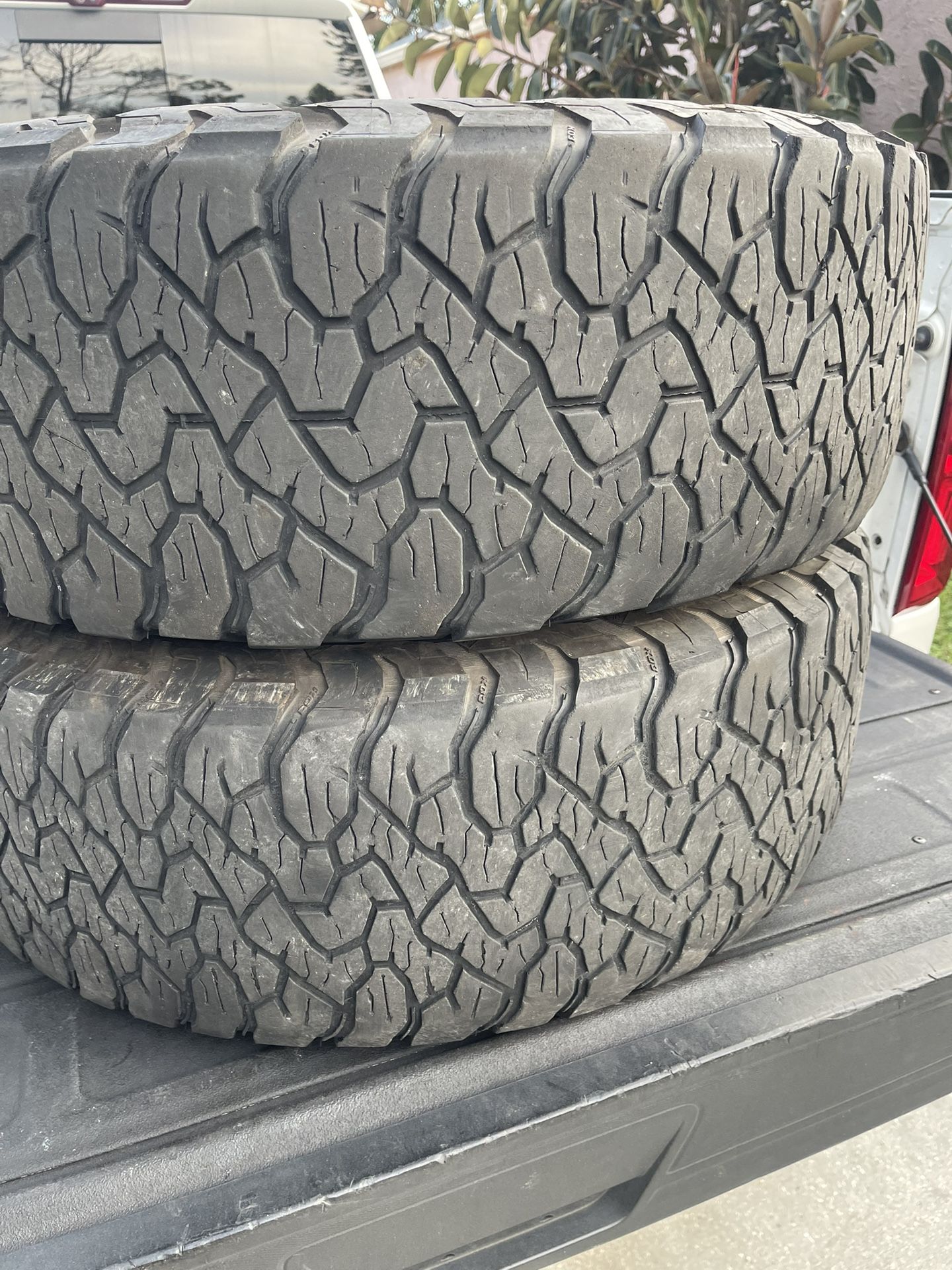 (2). Lt 275/65 R 20 BF Goodrich All Terrain K03