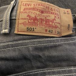 Levi’s 42/30