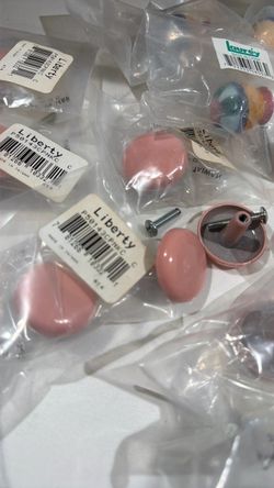Drawer pulls and knobs