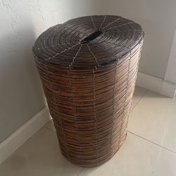 Bamboo / Rattan Hamper With Lid