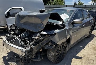 2017 Nissan Altima 2.5L Parts Only