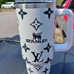 40 oz Brand New Thermal cup