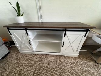 Tv stand