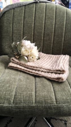 ZARA Knit Neck Warmer.