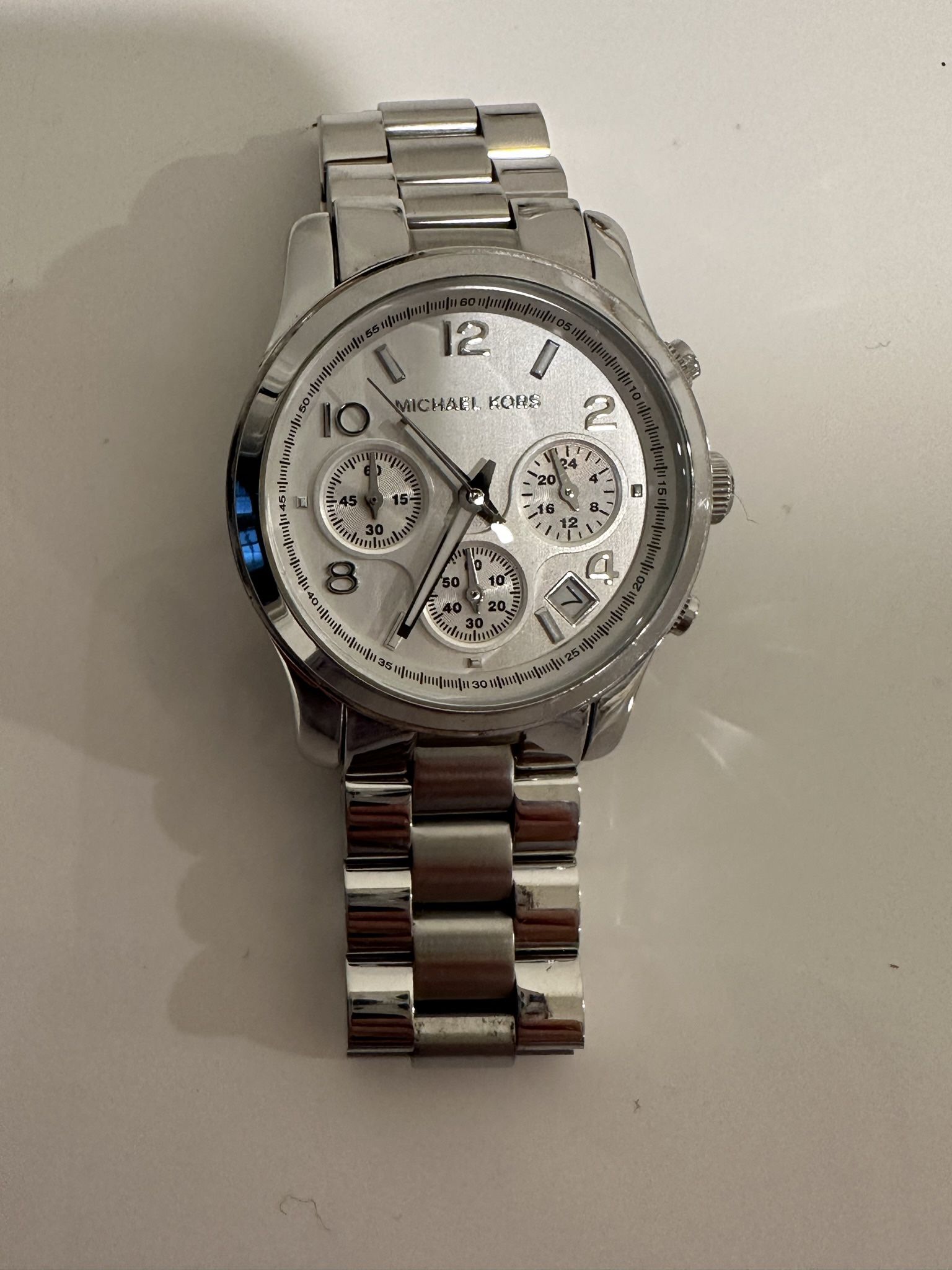 Michael Kors Runway Silver tone Watch