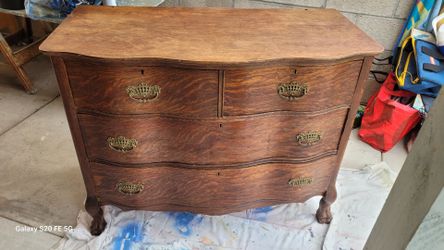 Antique Oak Serpentine Chest of Drawers