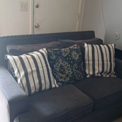 2 Sofas