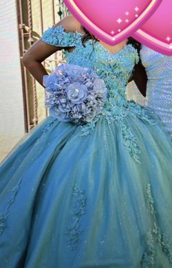 Quinceañera Dresses 350 Each
