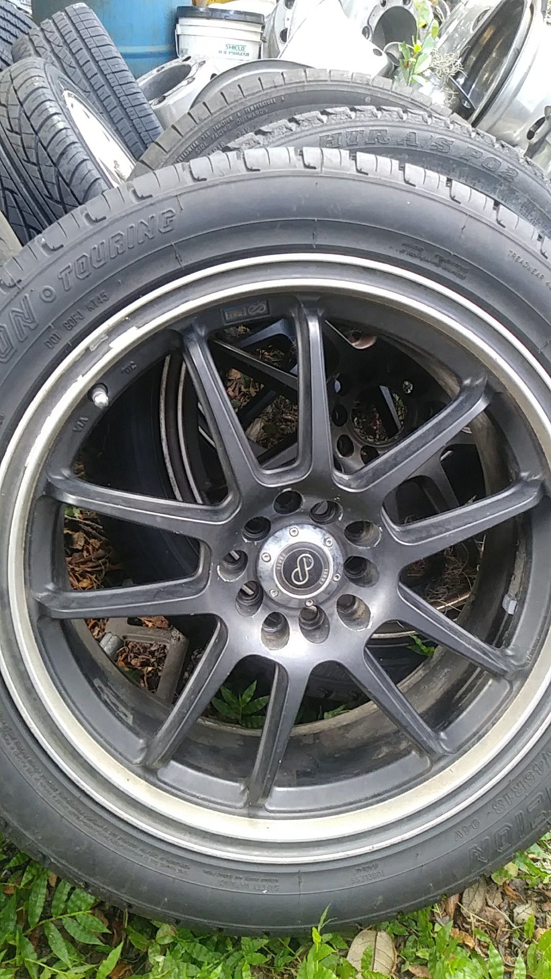 18 inch tires and rims Universal Rims