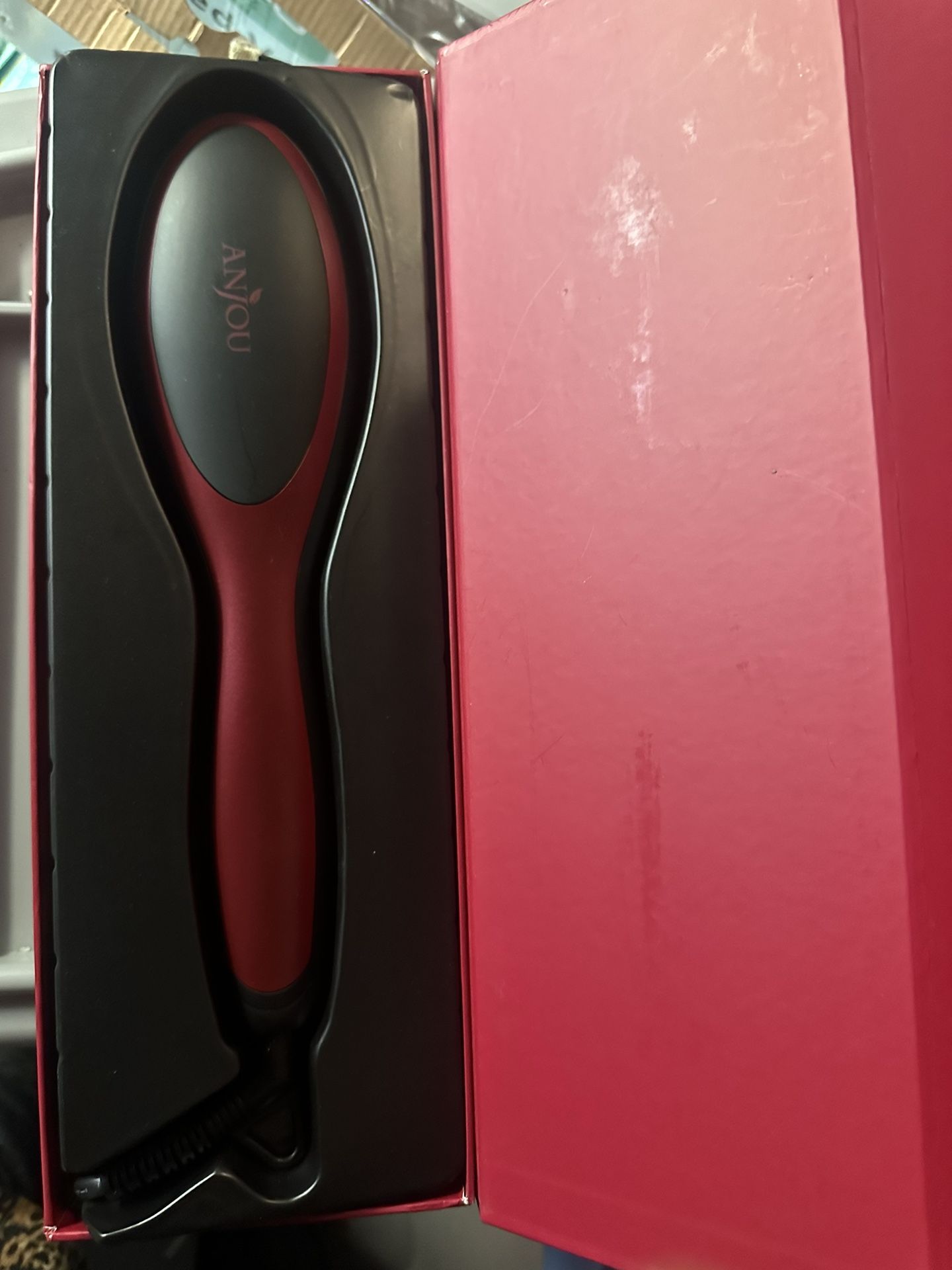 Anjou Hair Straightener Brush New