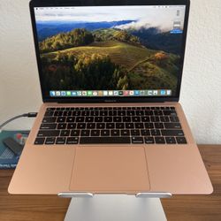 2019 MacBook Air i5 8GB Ram 256GB 13in