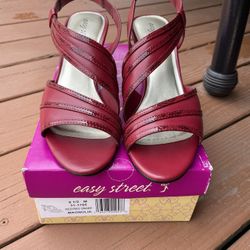 Easy Street Magnolia Dress Sandals, size 9 1/2 М